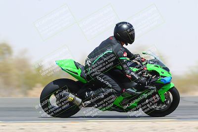 media/Mar-28-2022-Superbike Trackdays (Mon) [[b8603d0f67]]/Open Track Time/Turn 3 Inside/